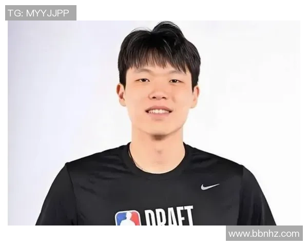 杨瀚森出战8分钟表现平平投篮命中率低迷仅得4分1板1帽 杨瀚森出战8分钟表现平平投篮命中率低迷仅得4分1板1帽